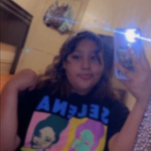 Meet your Posher, Alexia